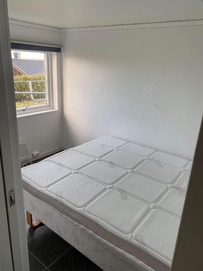 Ingvilds Hybelleilighet Apartment Кристиансан Екстериор снимка